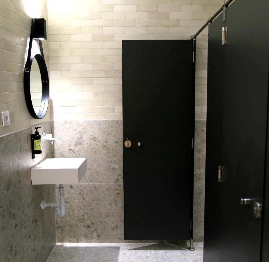 Uri Hostel Bilbao Rooms Bbi00060 Self Check In ภายนอก รูปภาพ