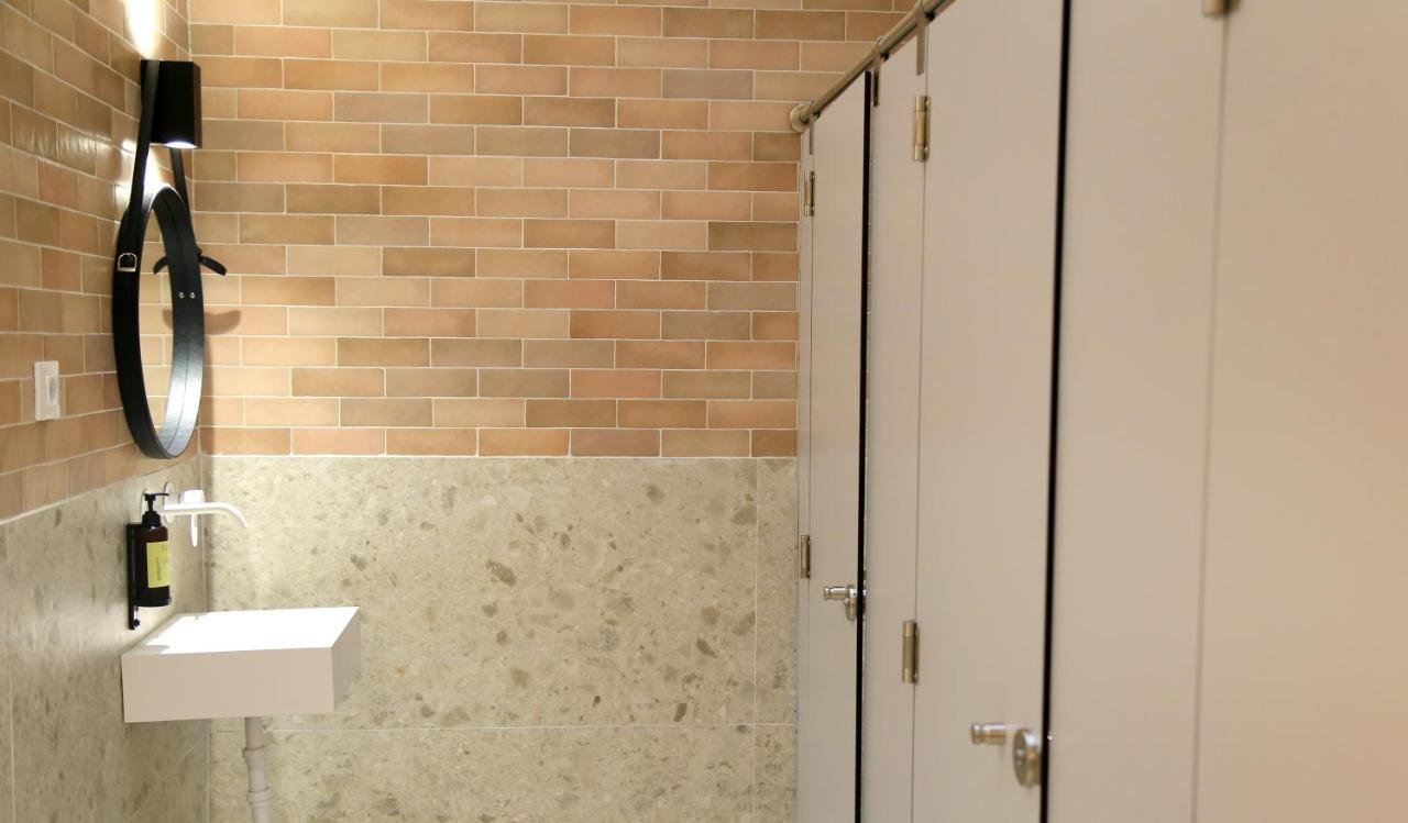 Uri Hostel Bilbao Rooms Bbi00060 Self Check In ภายนอก รูปภาพ