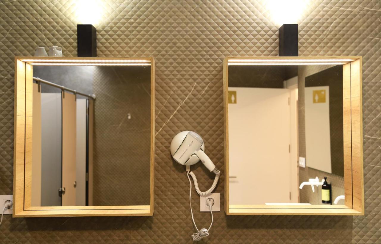 Uri Hostel Bilbao Rooms Bbi00060 Self Check In ภายนอก รูปภาพ